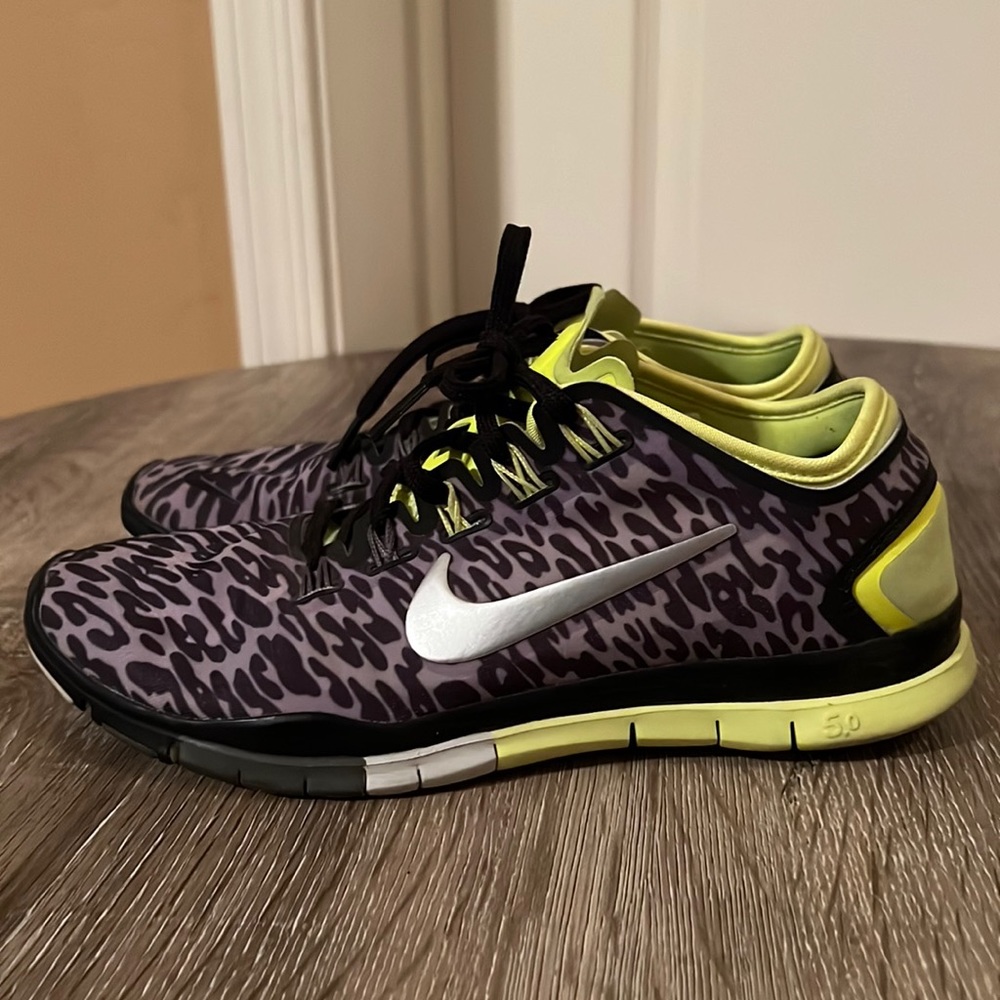 Nike TR Connect 2 Cheetah Print Black Green Running Shoes Women
